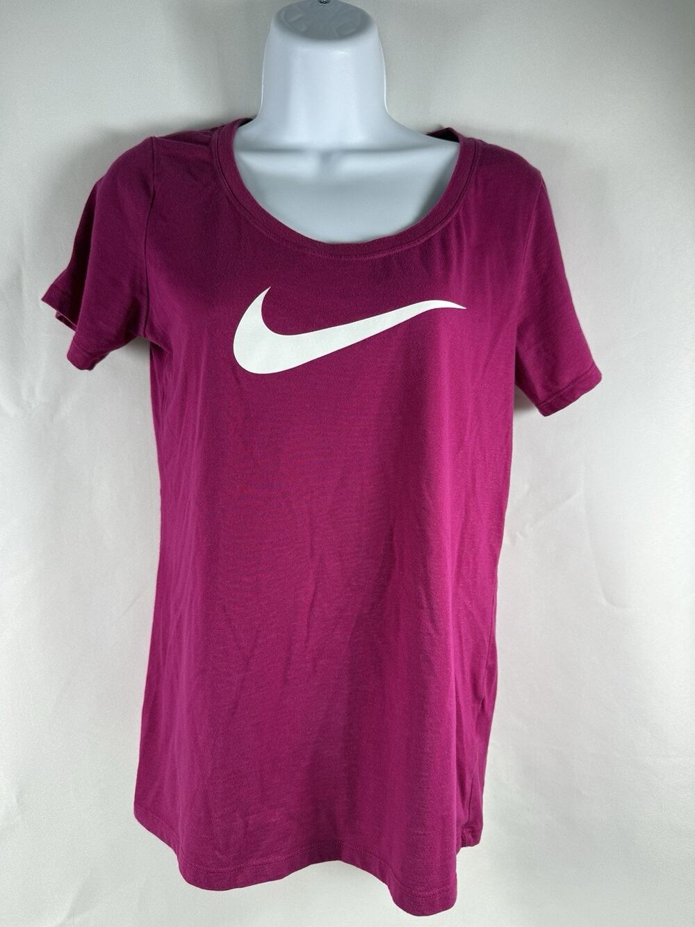 Nike Dri-FIT Women’s Pink Athletic Training T-Shirt Size Small S Logo Tee